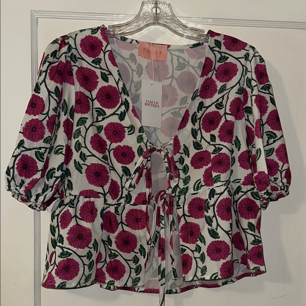 Fancy D Boutique Vibrant Pink Floral Blouse, Size M - Picture 3 of 9